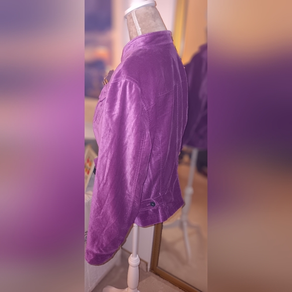 Covington~Vintage Purple Magenta Button Down Velvet Utility Jacket - Picture 3 of 13